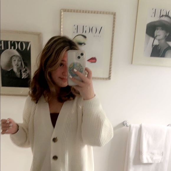 Meet your Posher, Liz - Picture 1 of 1